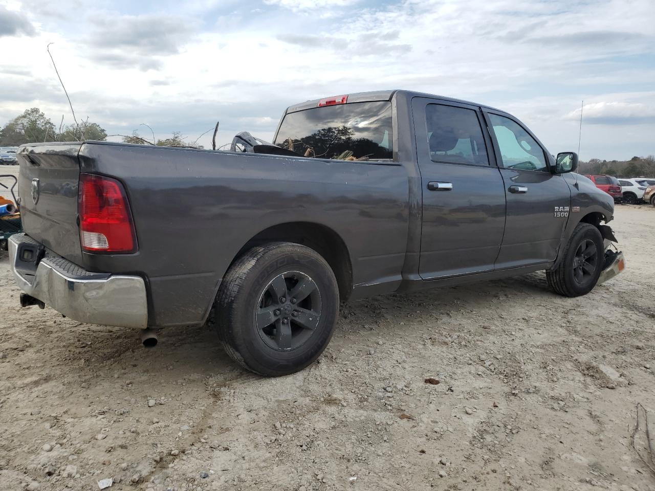 2017 RAM 1500 - Image 3