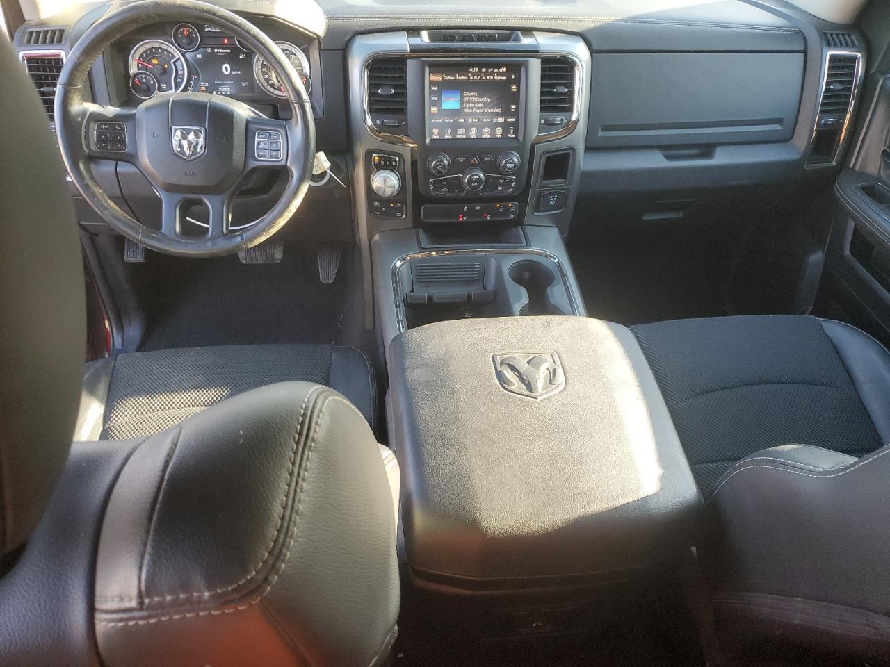 2016 RAM 1500 - Image 8