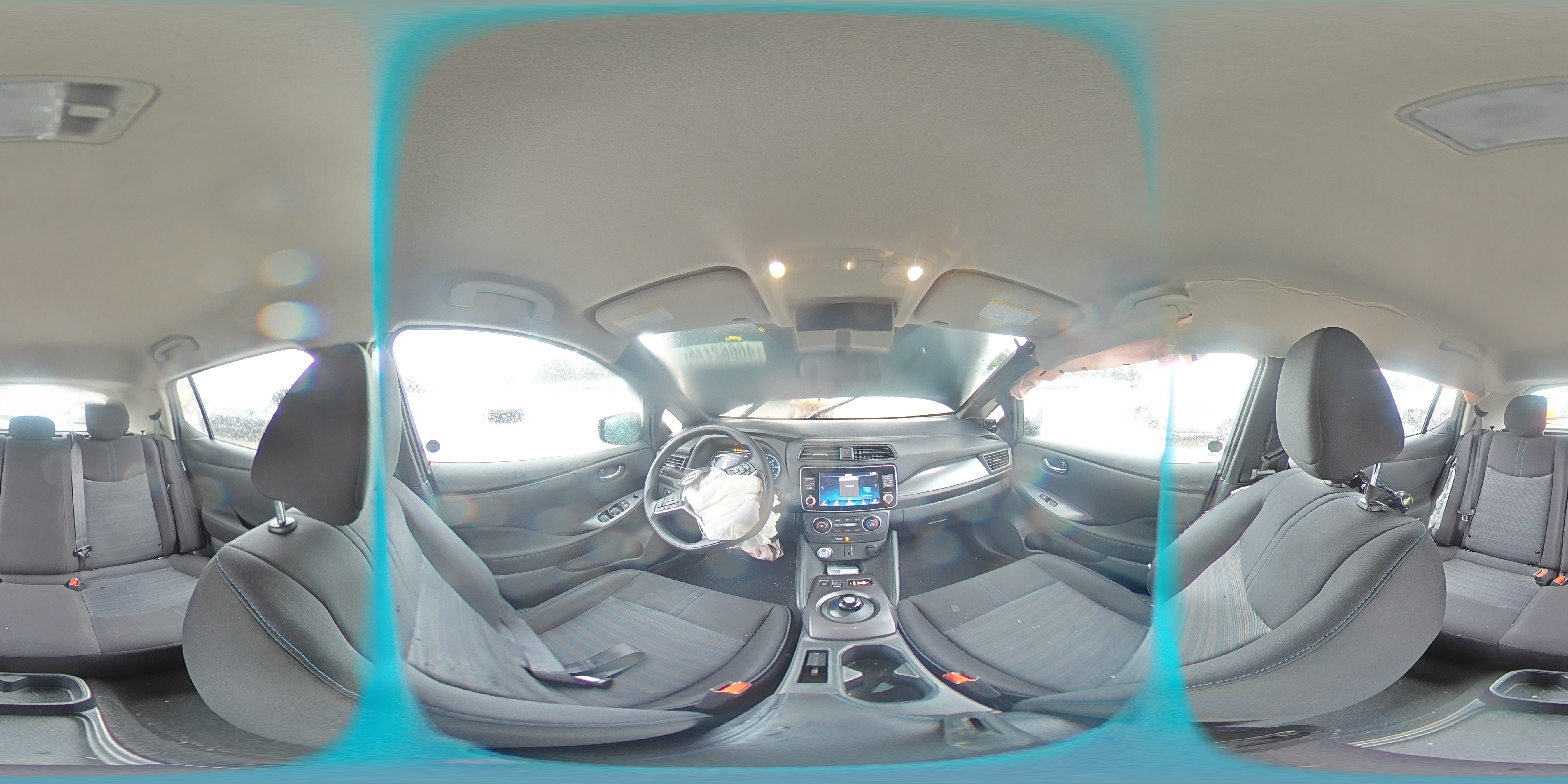 2024 Nissan Leaf - Image 12