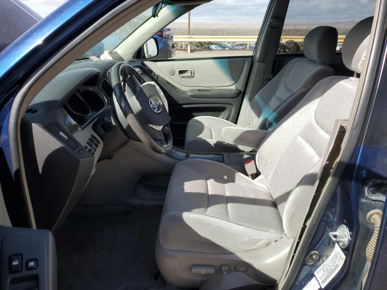 2003 Toyota Highlander - Image 7