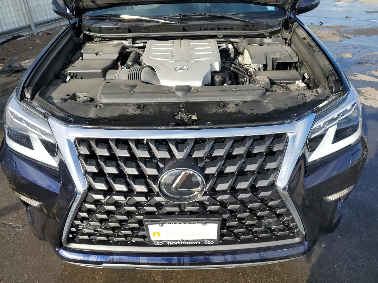 2021 Lexus GX - Image 12