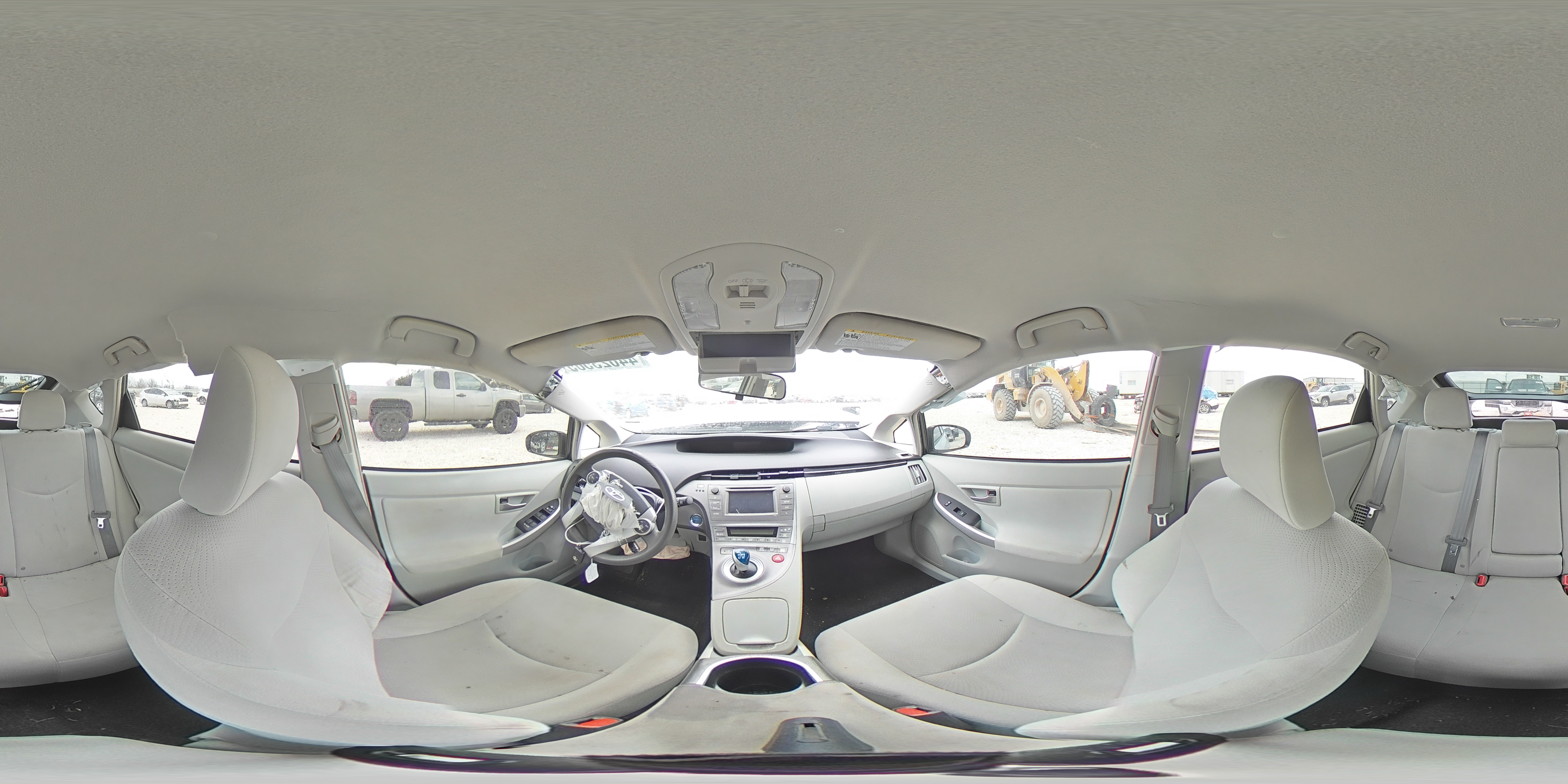 2014 Toyota Prius - Image 13