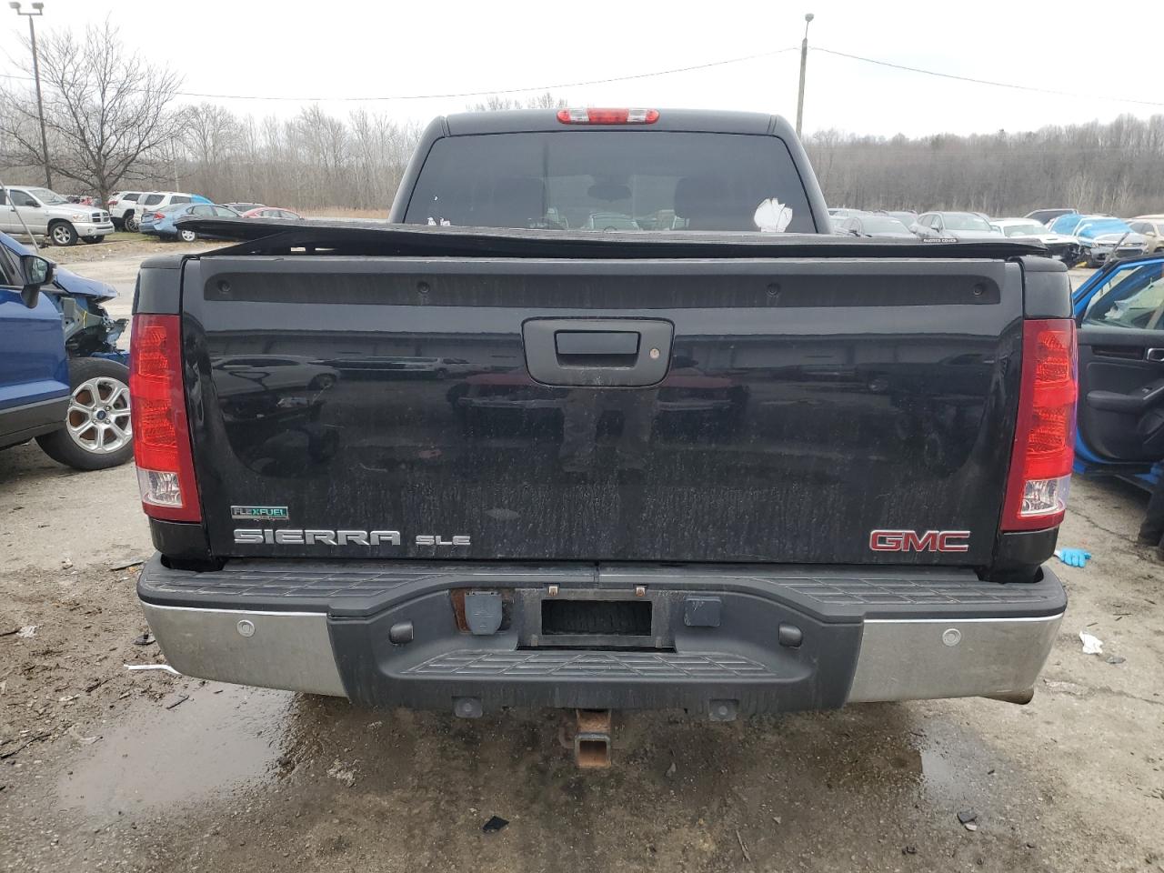2010 GMC Sierra - Image 6