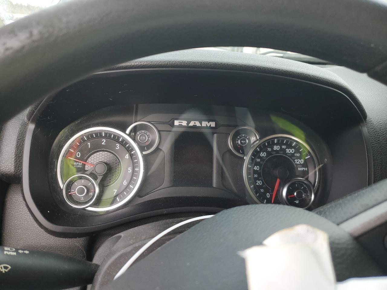 2020 RAM 2500 - Image 9