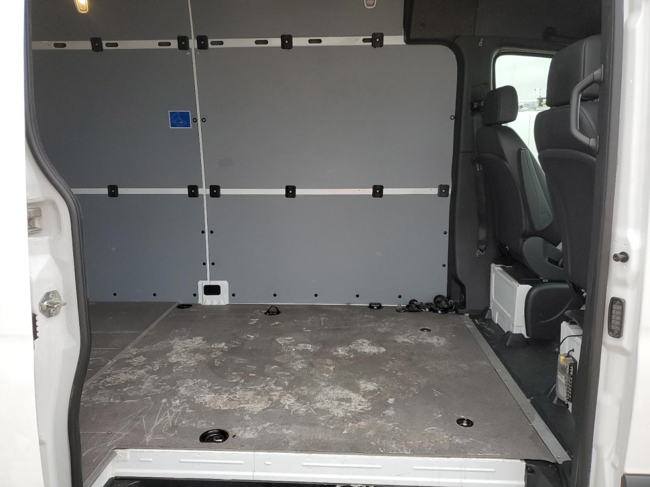 2023 Mercedes-Benz Sprinter - Image 11