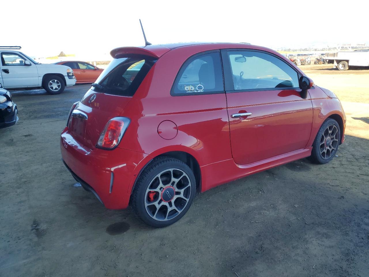 2015 Fiat 500 - Image 3