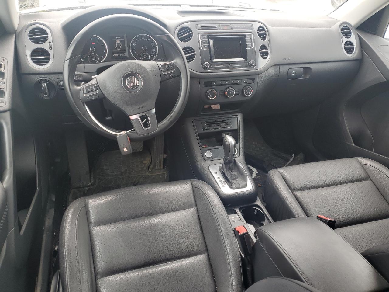 2016 Volkswagen Tiguan - Image 8
