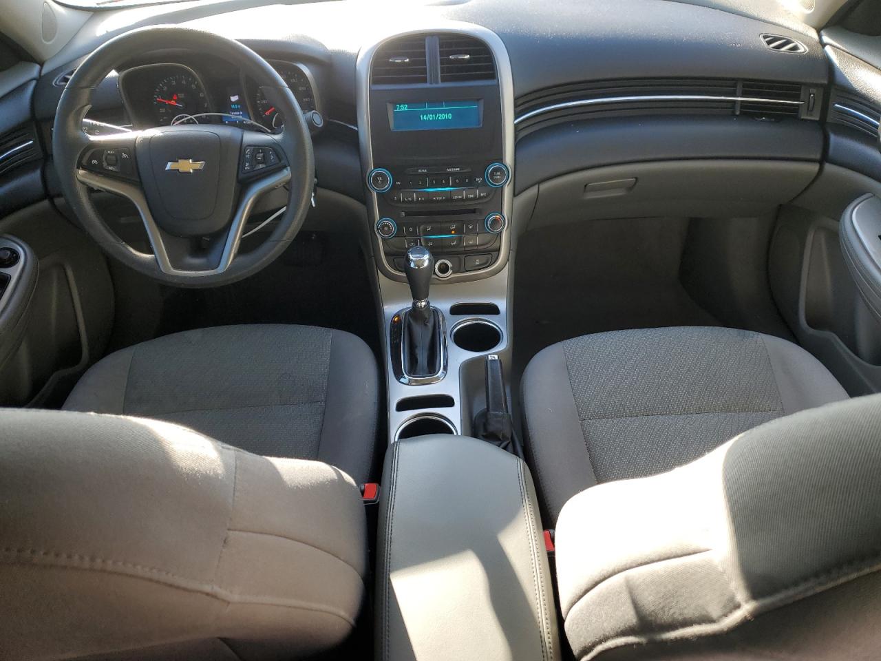 2015 Chevrolet Malibu - Image 8