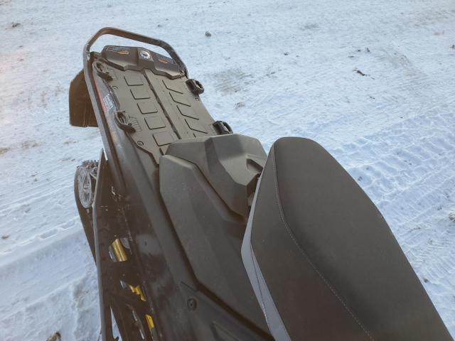 2025 SKIDOO RENEGADE