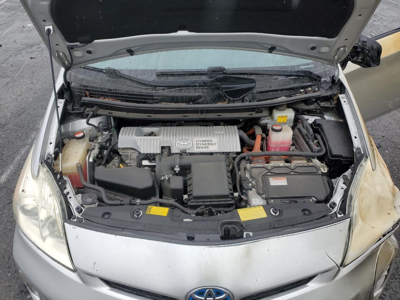 2014 Toyota Prius - Image 11