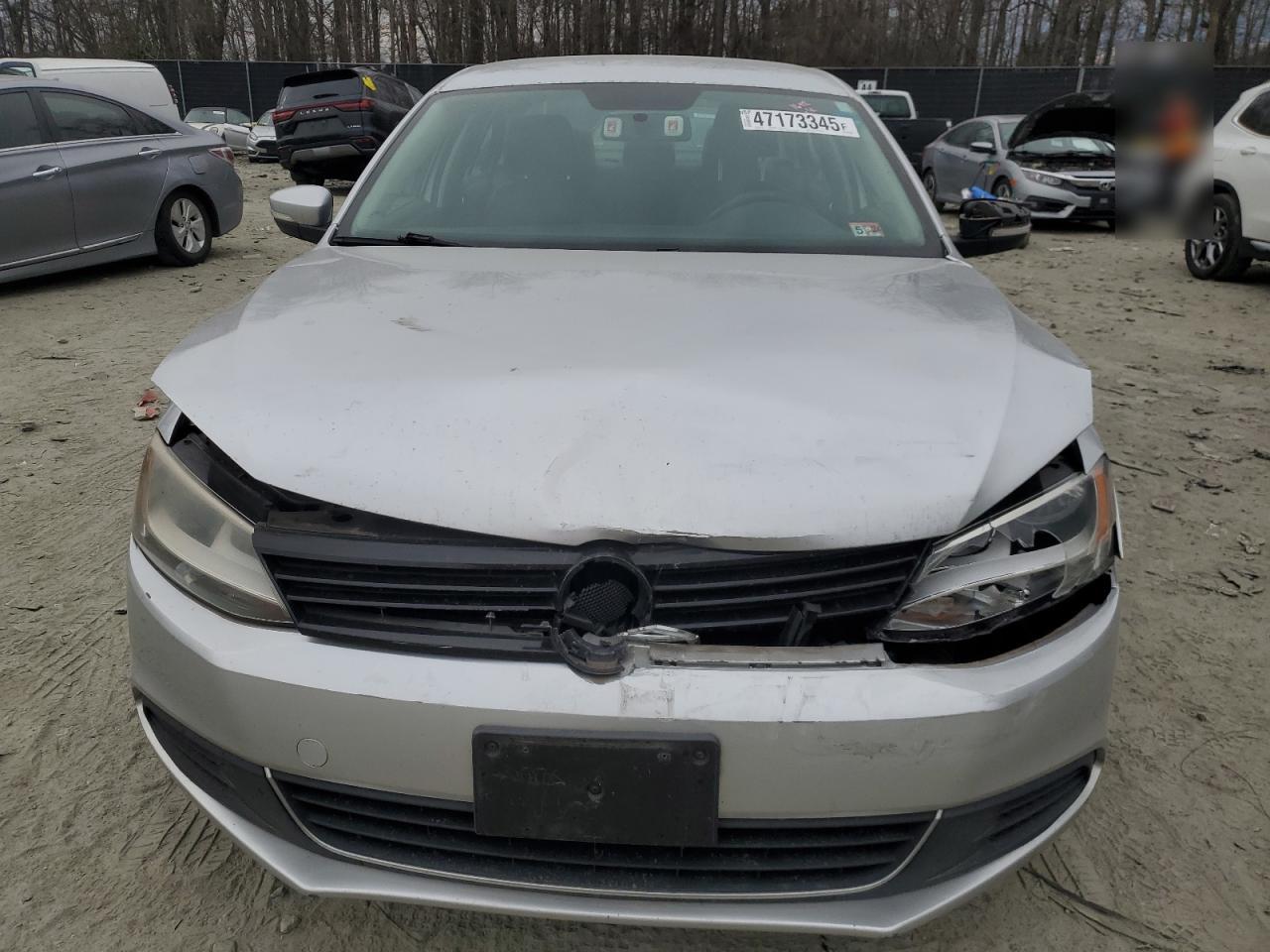 2014 Volkswagen Jetta - Image 5