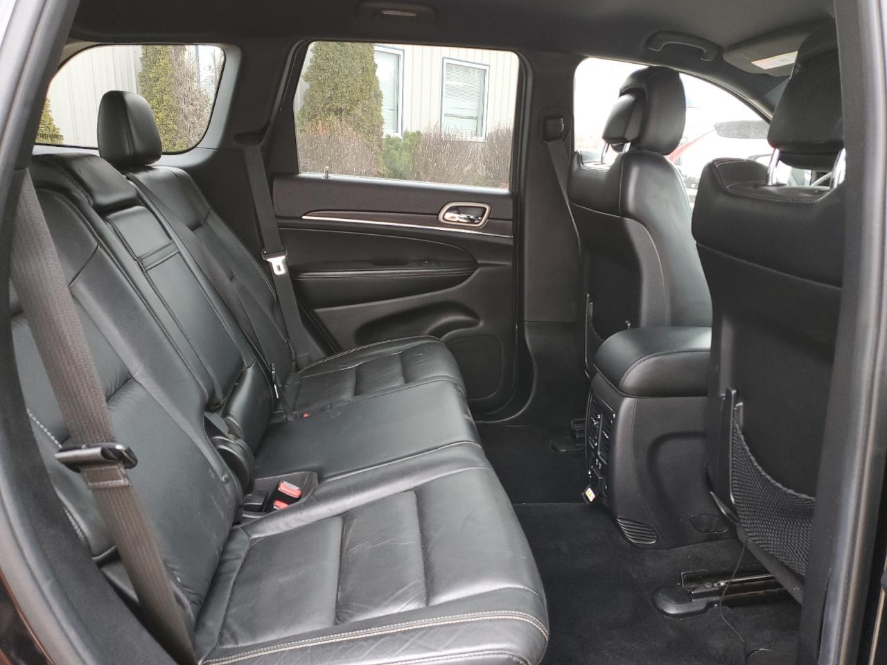 2014 Jeep Grand Cherokee - Image 11