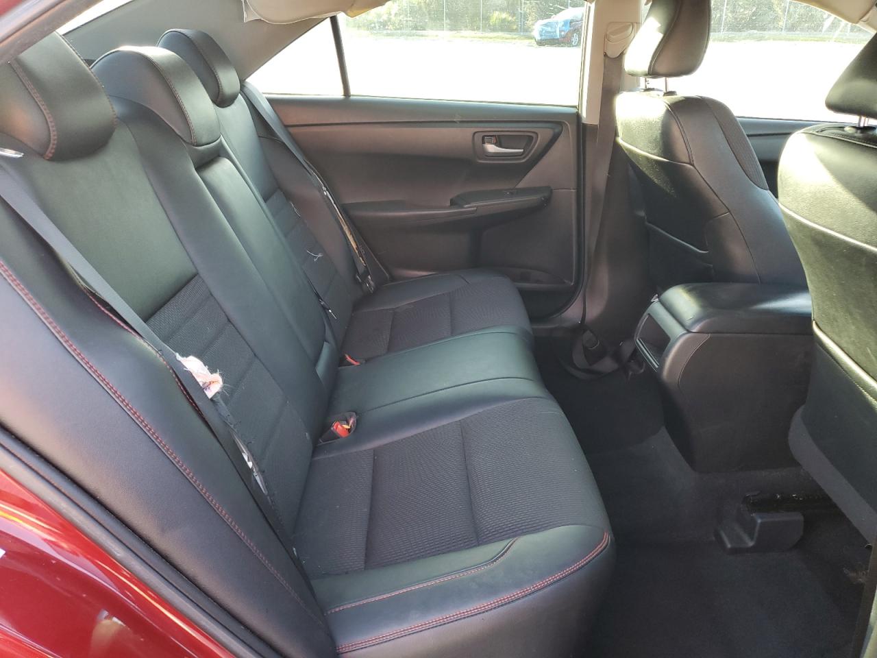 2016 Toyota Camry - Image 10