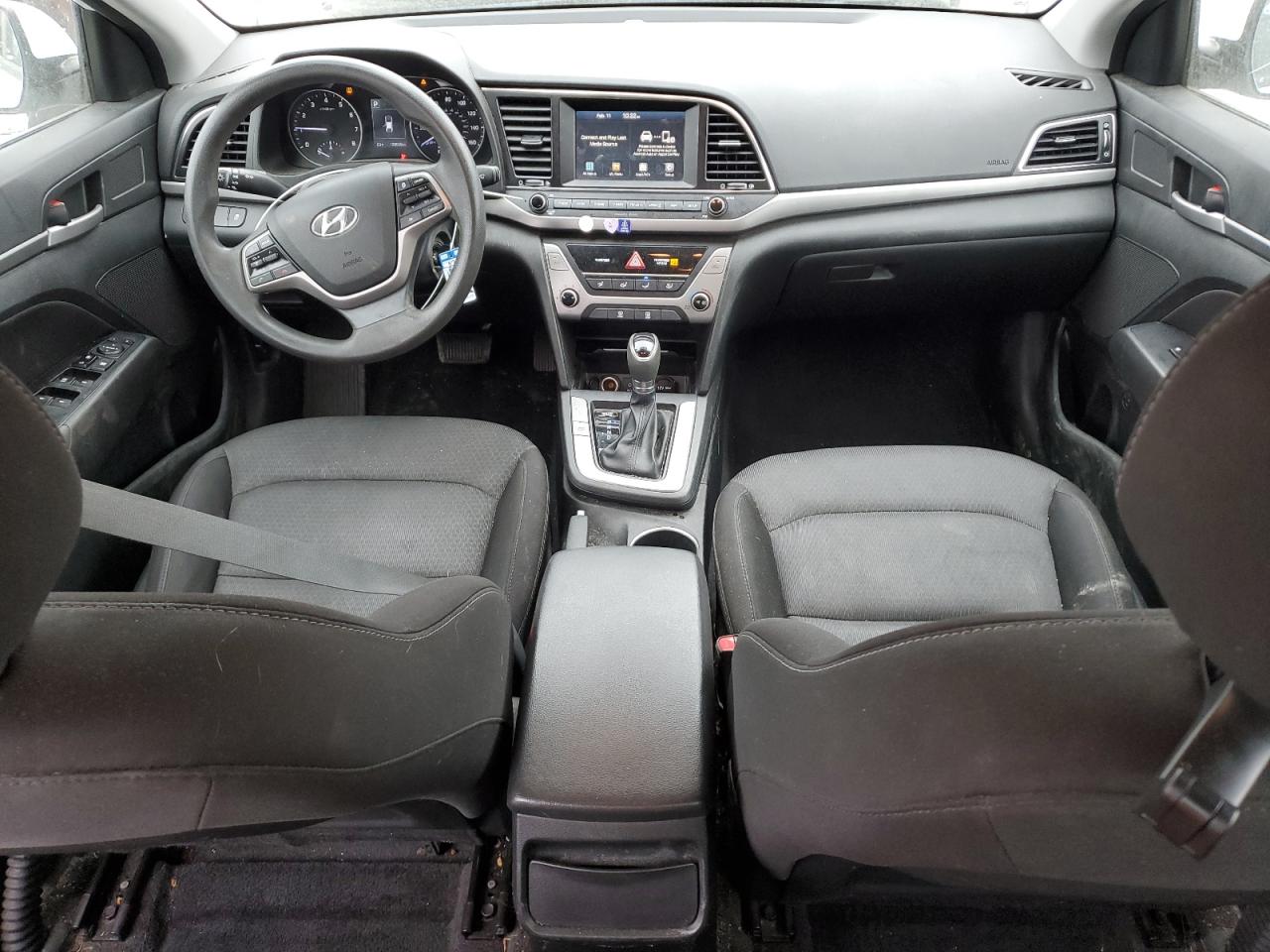2018 Hyundai Elantra - Image 8