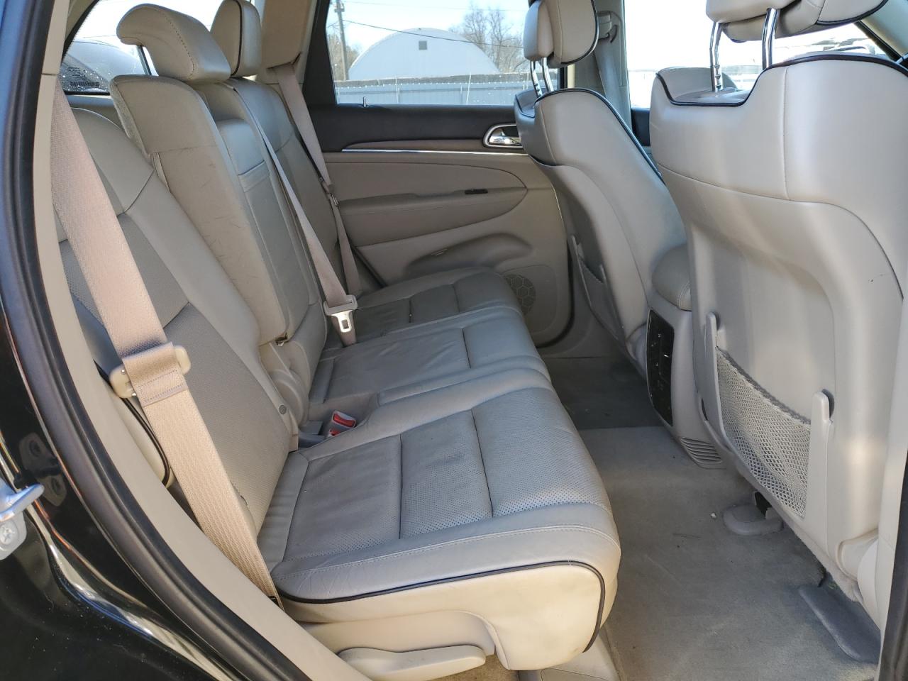 2014 Jeep Grand Cherokee - Image 11