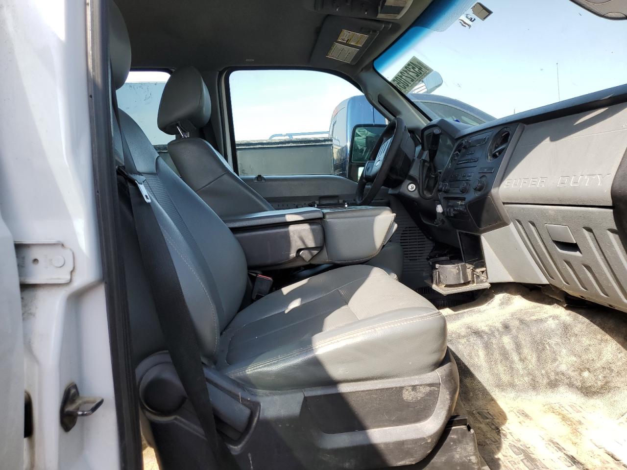 2016 Ford F250 - Image 5