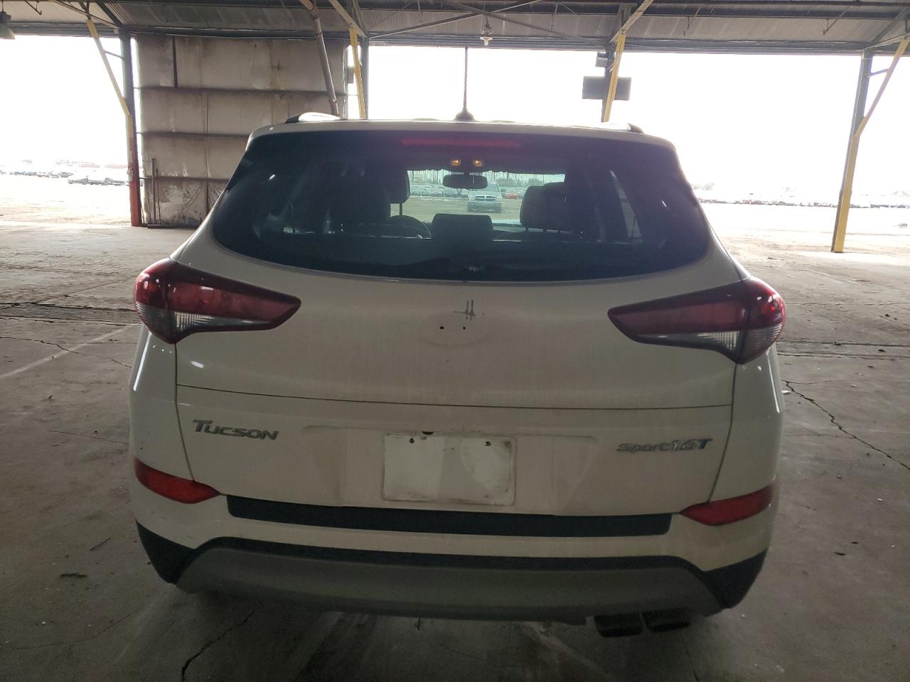 2017 Hyundai Tucson - Image 6