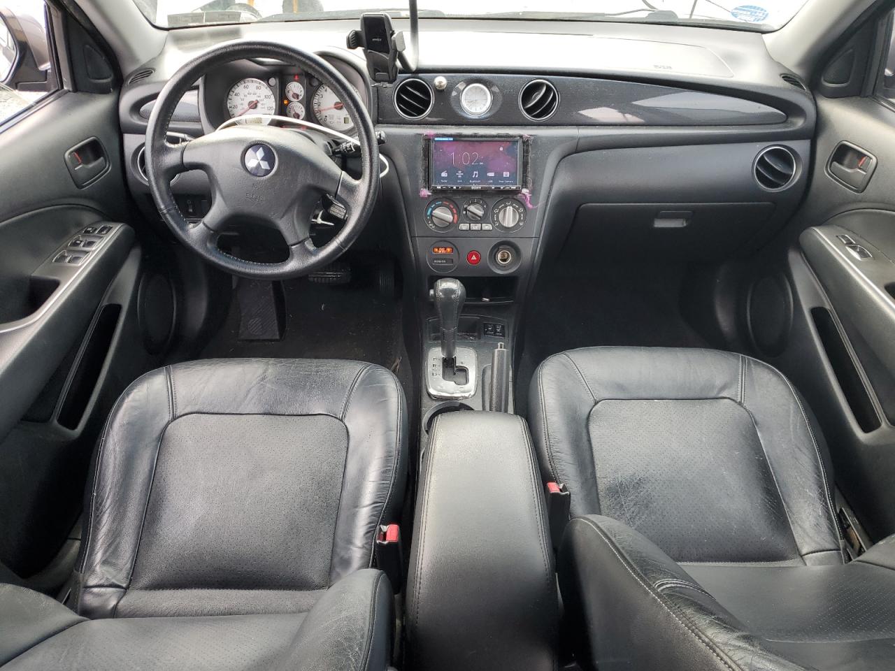 2005 Mitsubishi Outlander - Image 8