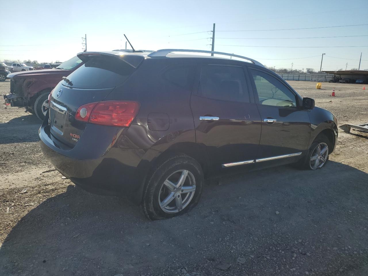 2015 Nissan Rogue - Image 3