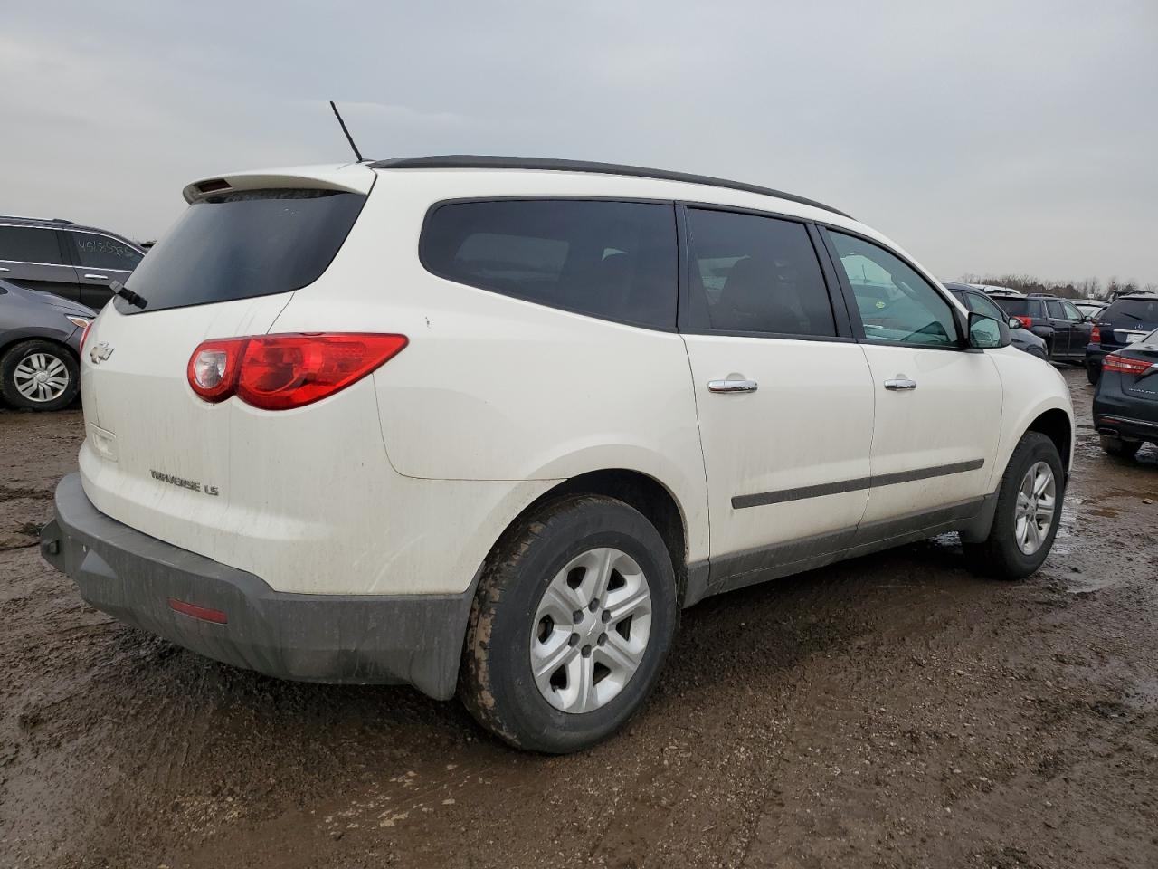 2012 Chevrolet Traverse - Image 3