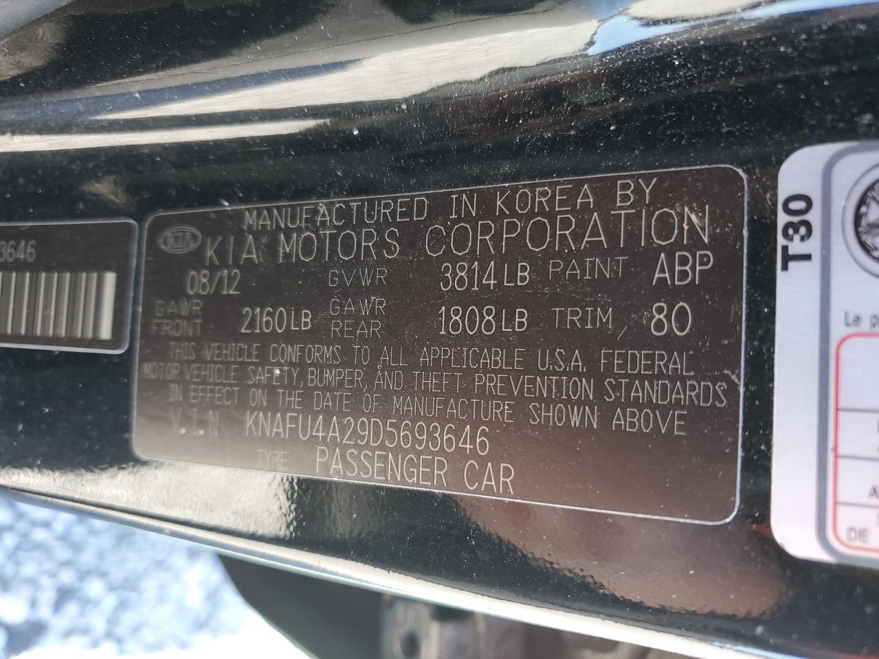 2013 Kia Forte - Image 12