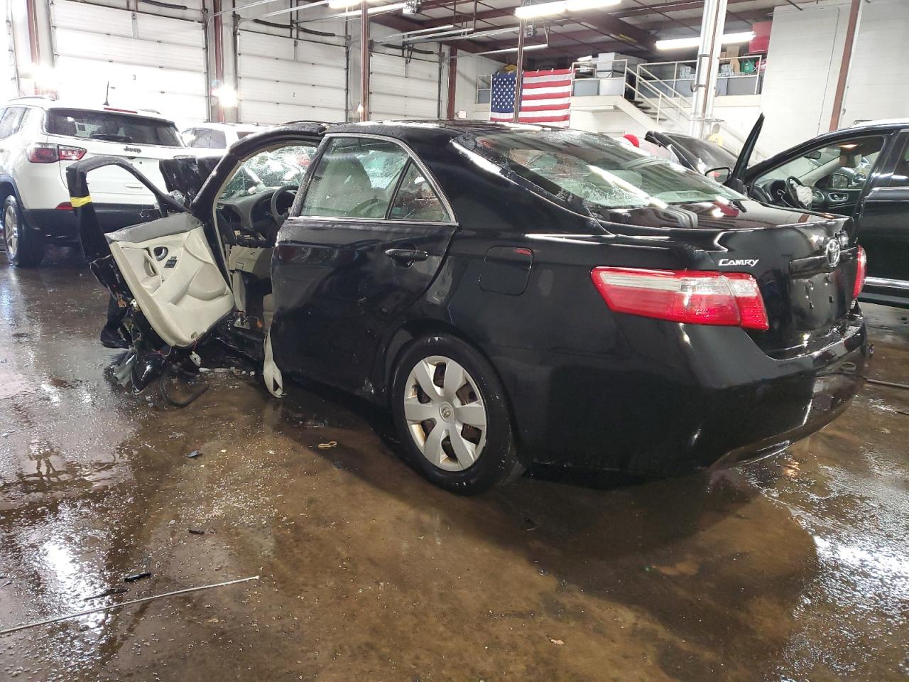 2007 Toyota Camry - Image 2
