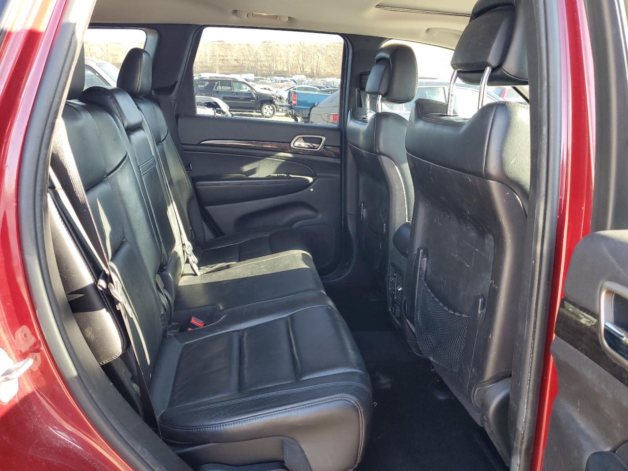 2012 Jeep Grand Cherokee - Image 11