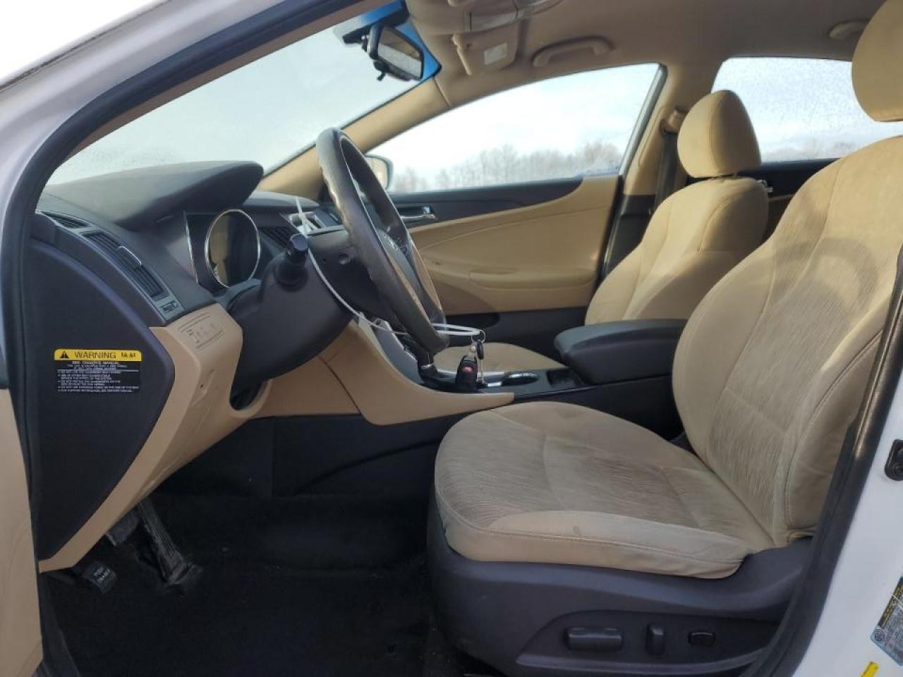 2012 Hyundai Sonata - Image 7