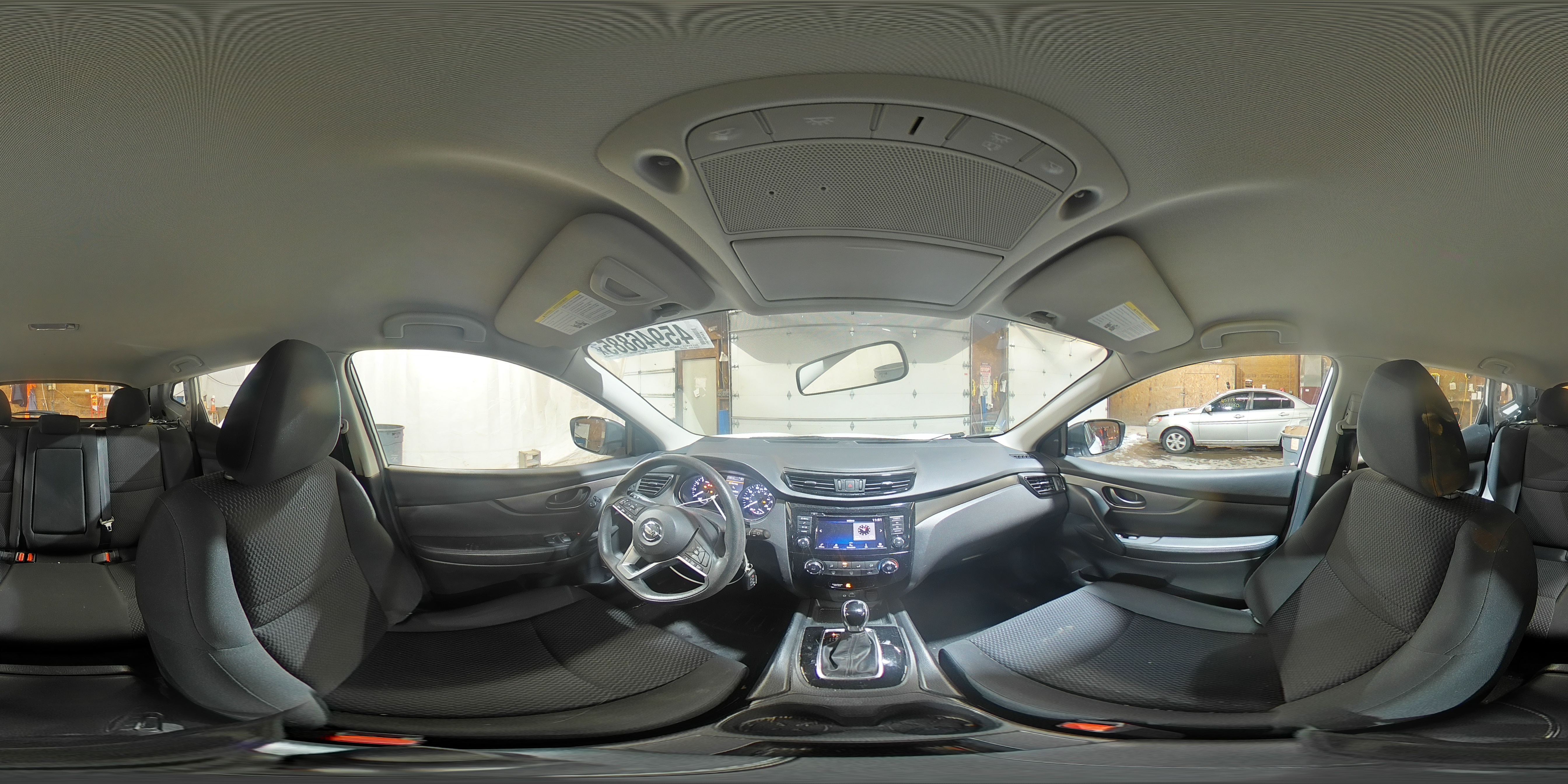 2019 Nissan Rogue - Image 13