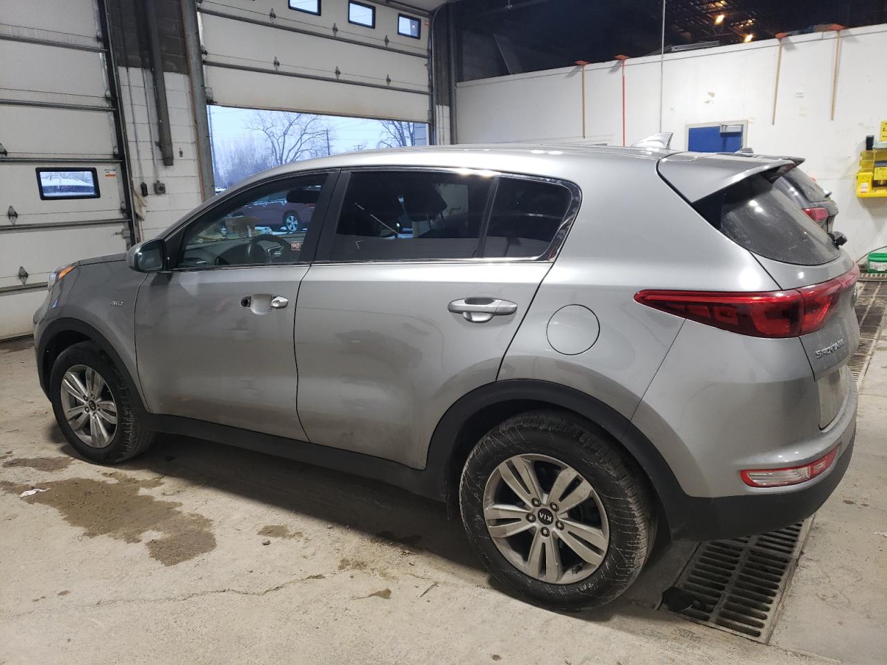 2019 Kia Sportage - Image 2