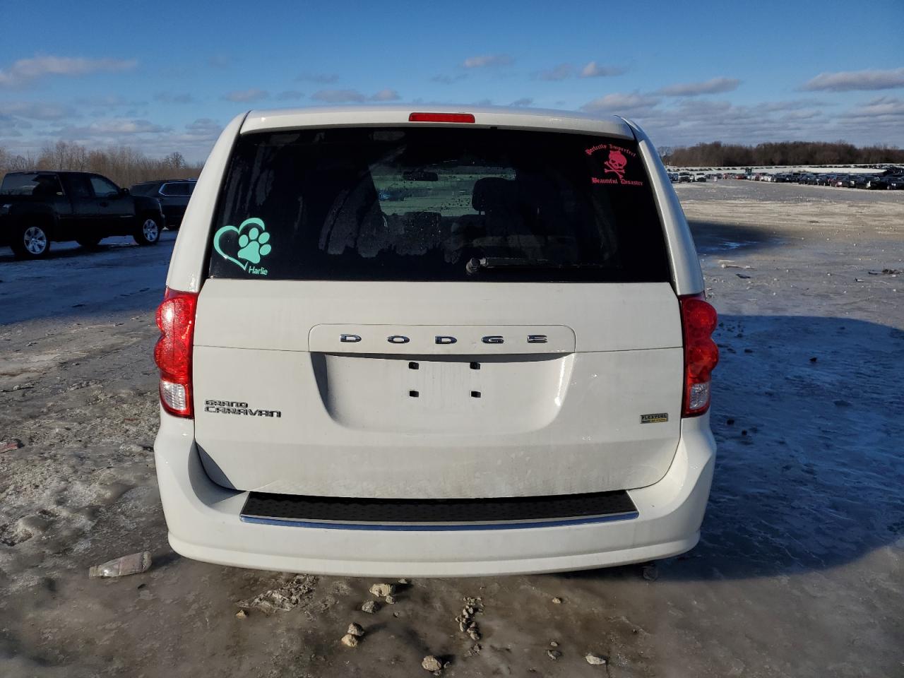 2016 Dodge Caravan - Image 6