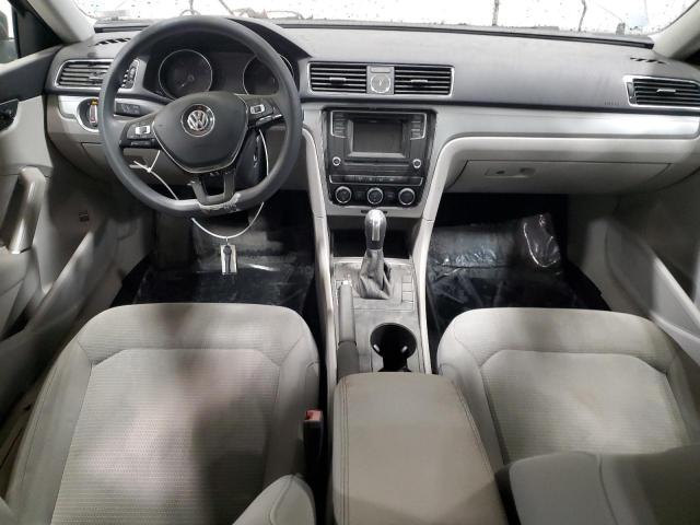  VOLKSWAGEN PASSAT 2016 Серый