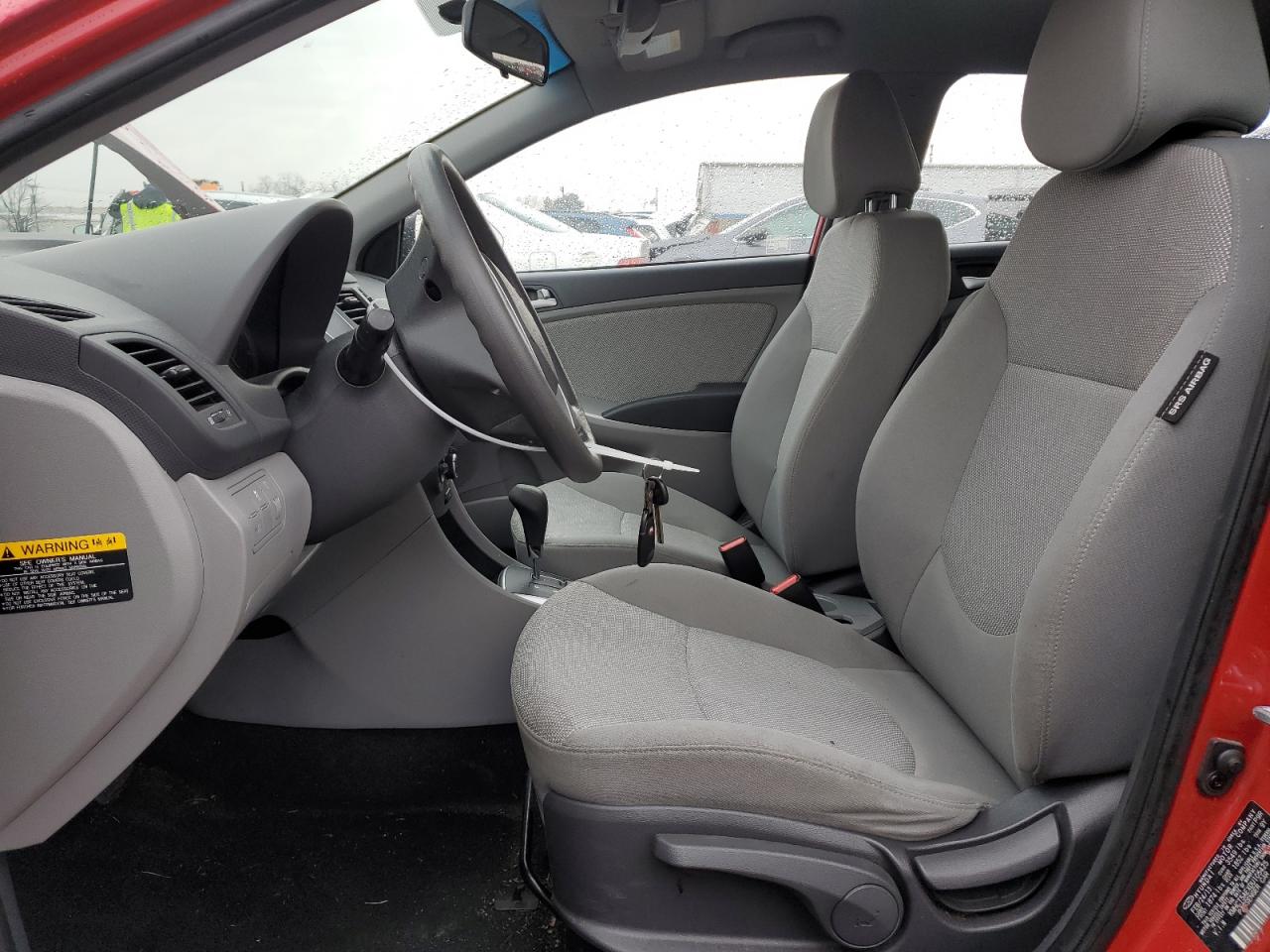2013 Hyundai Accent - Image 7