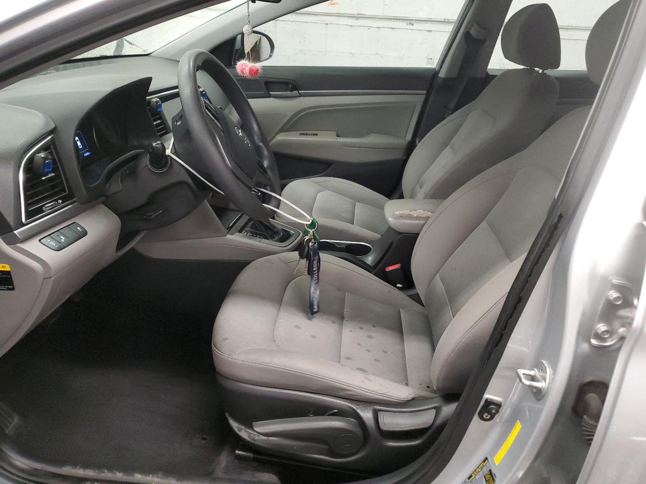 2018 Hyundai Elantra - Image 7
