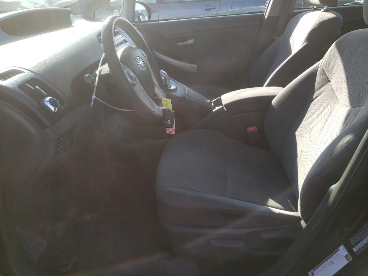 2010 Toyota Prius - Image 7
