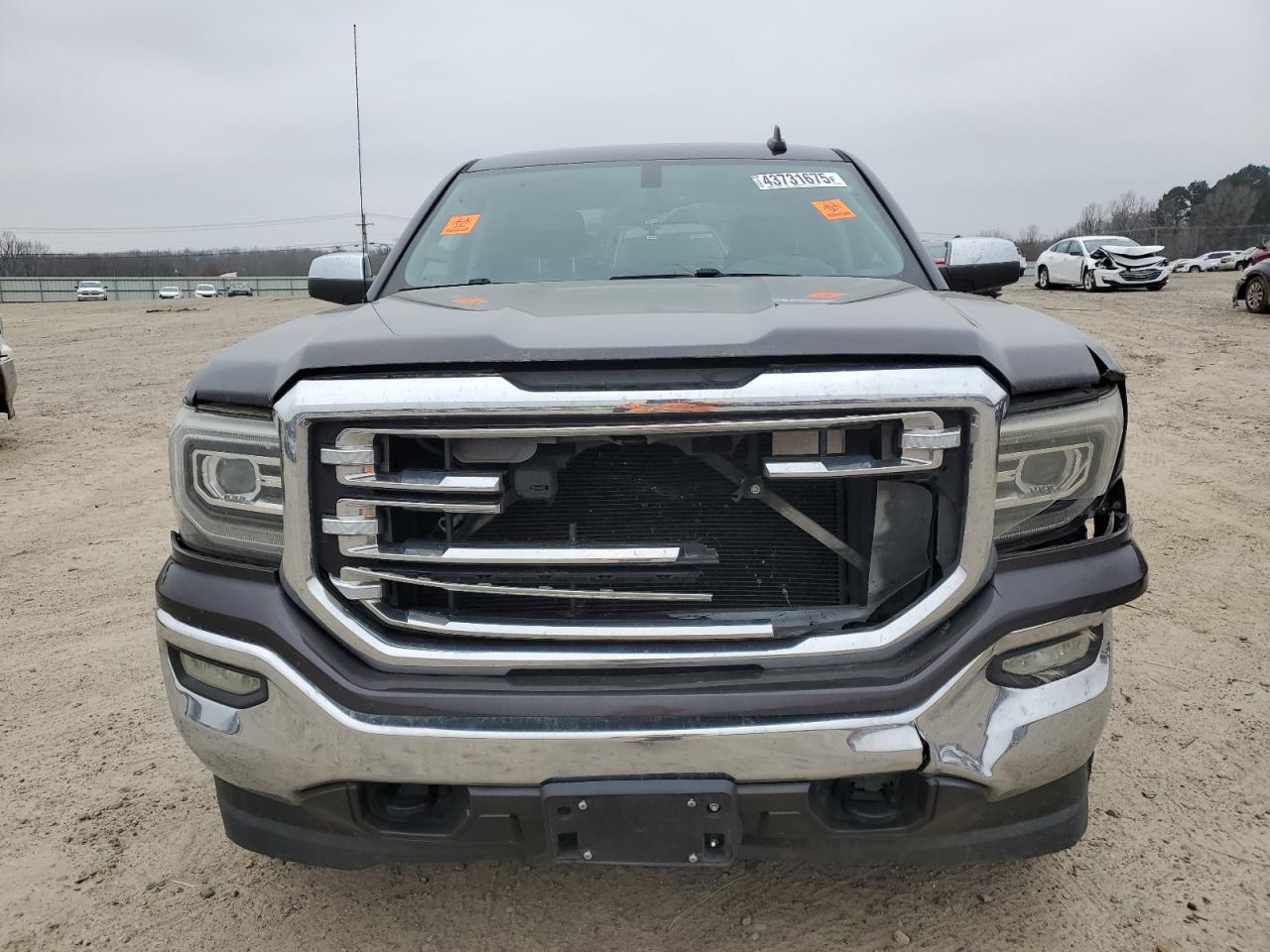 2016 GMC Sierra - Image 5