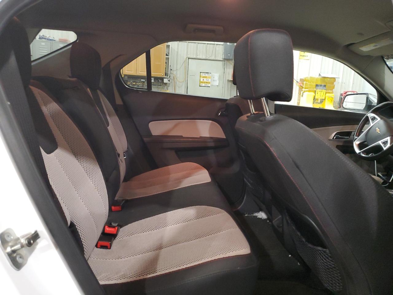 2015 Chevrolet Equinox - Image 11