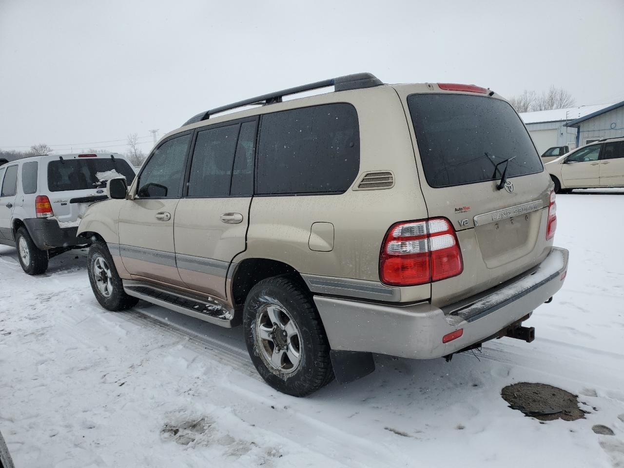2005 Toyota Land Cruiser - Image 2