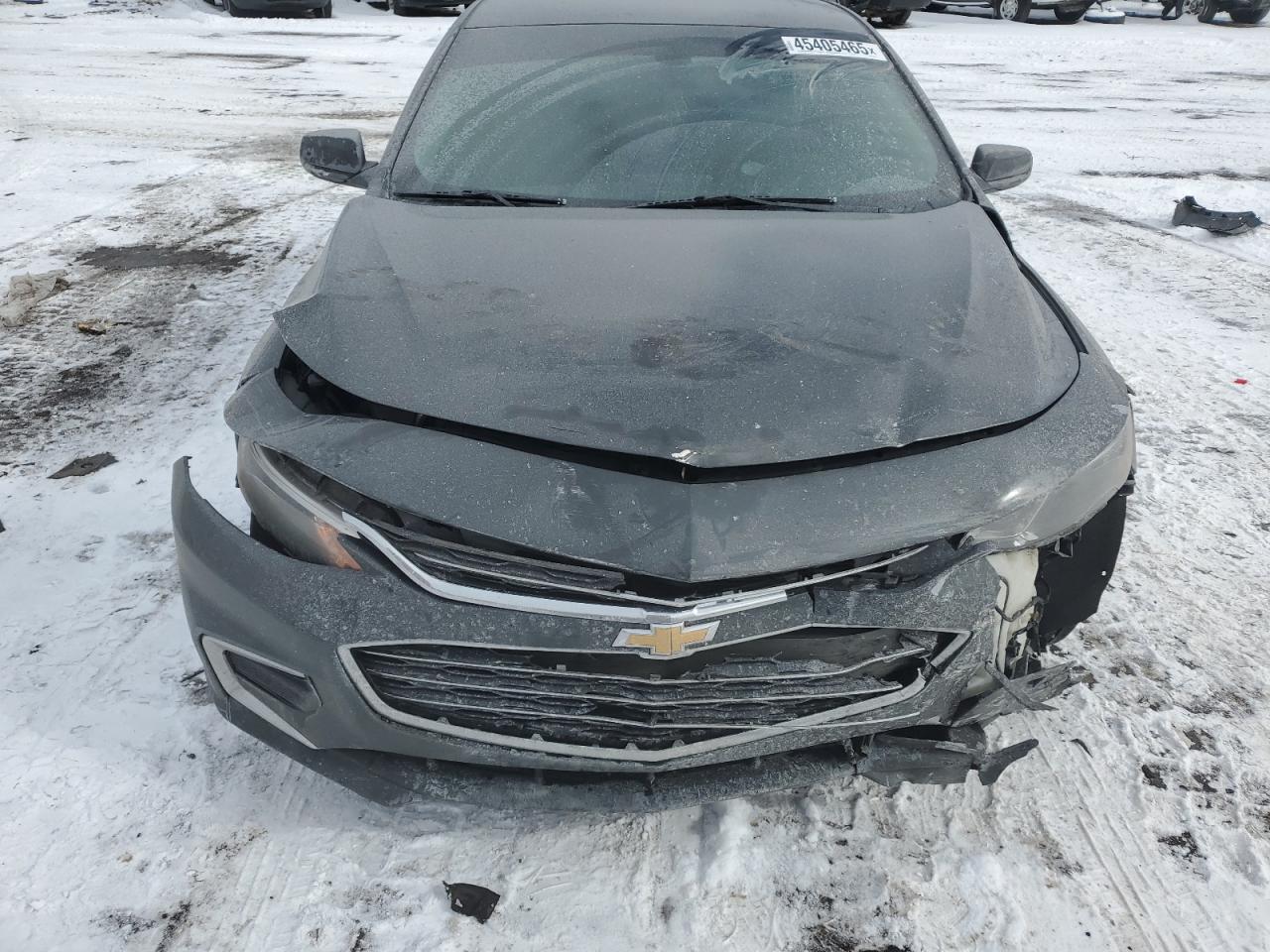 2017 Chevrolet Malibu - Image 11