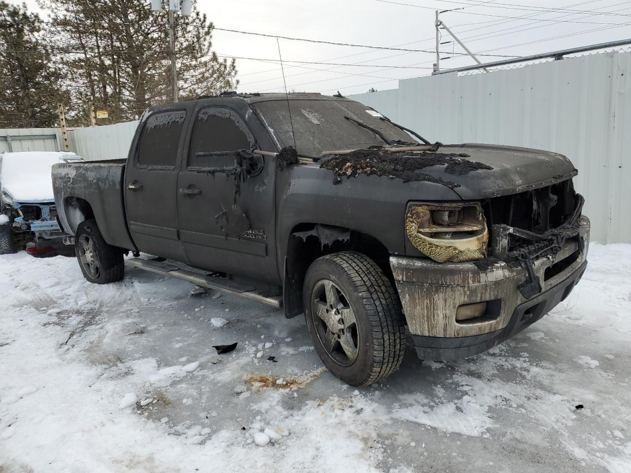 2011 Chevrolet Silverado - Image 4