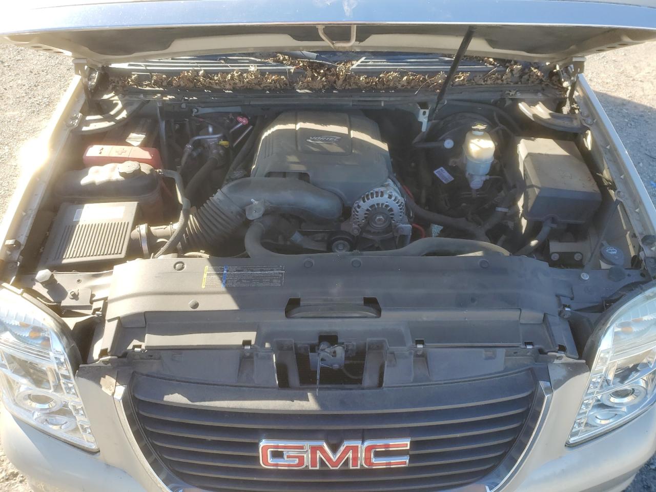 2007 GMC Yukon - Image 12