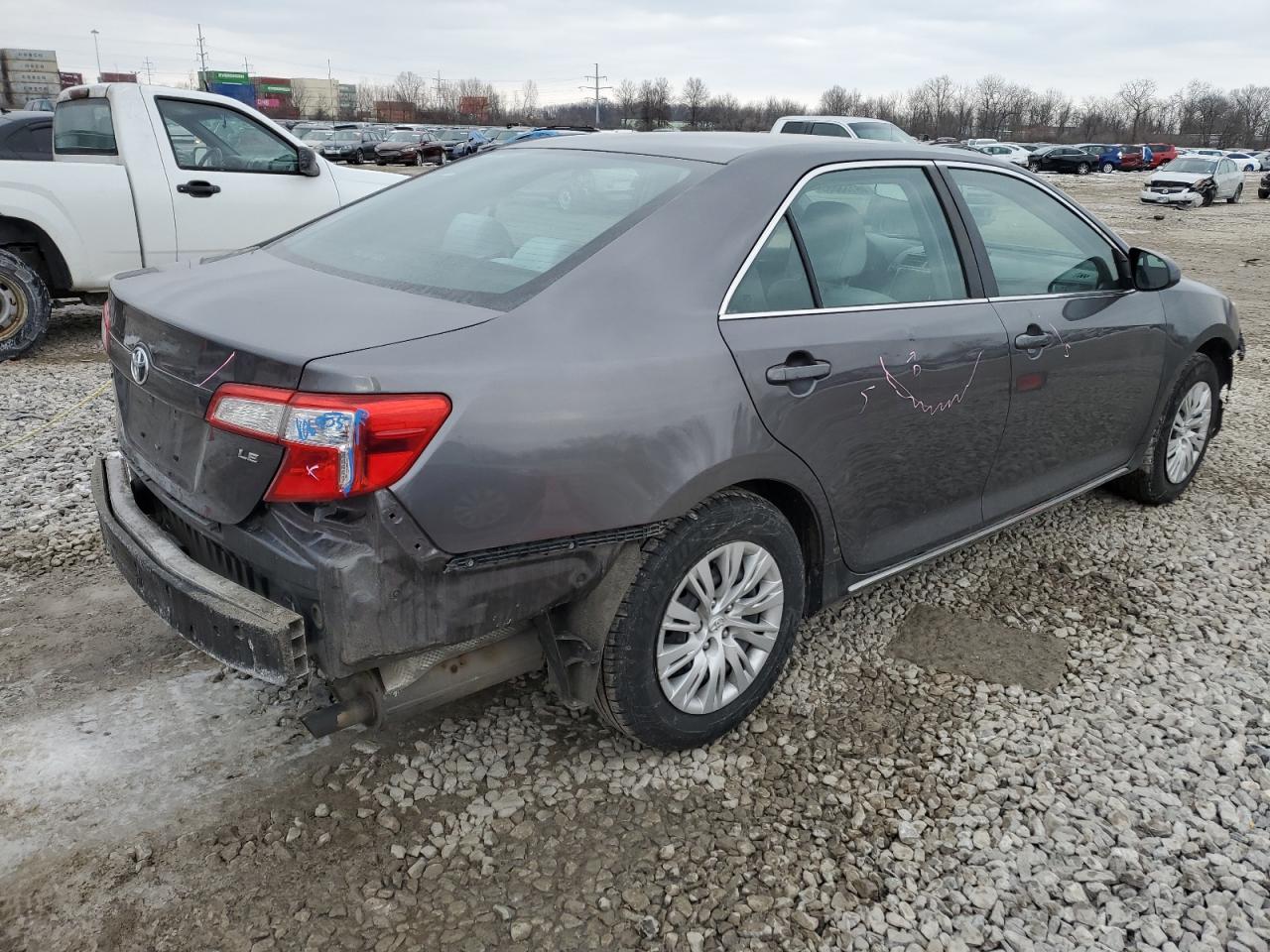 2014 Toyota Camry - Image 3