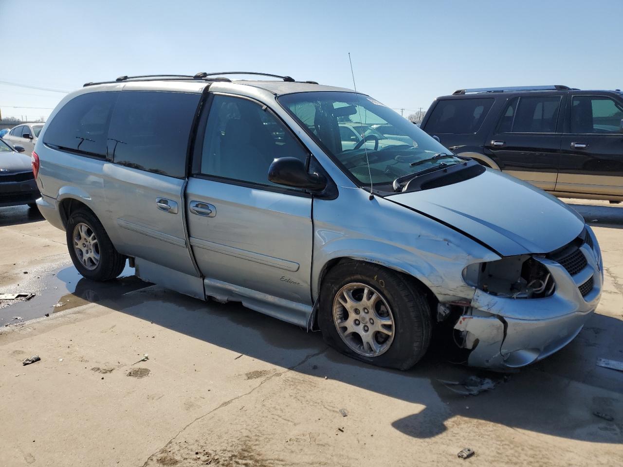 2004 Dodge Caravan - Image 4