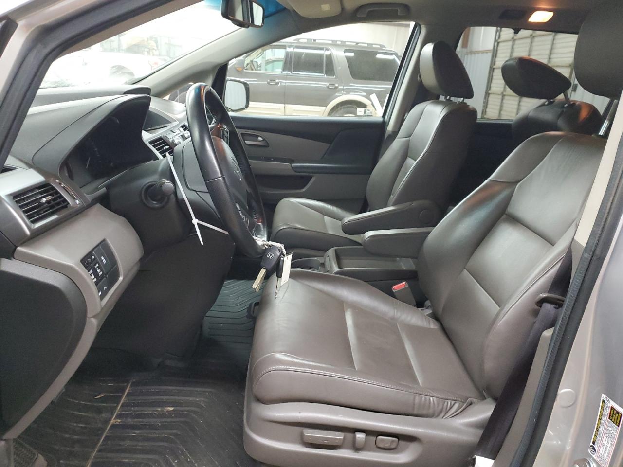 2012 Honda Odyssey - Image 7