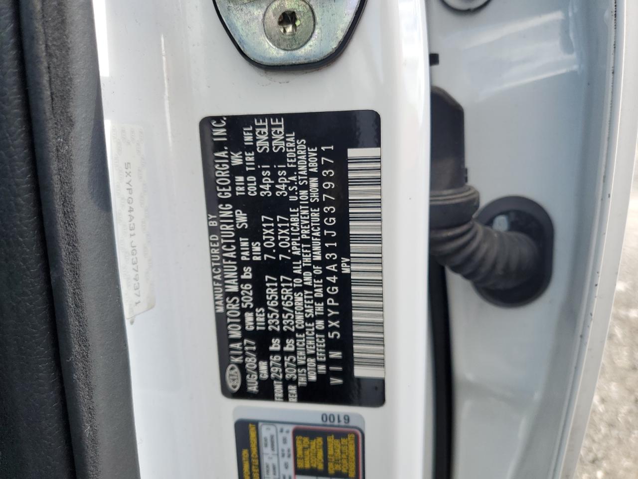 2018 Kia Sorento - Image 13