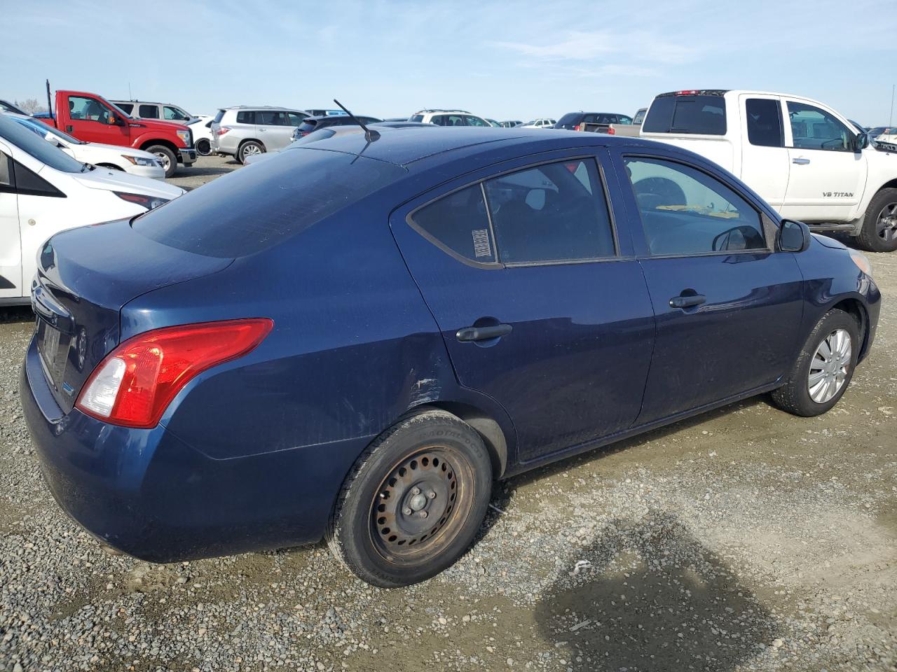 2013 Nissan Versa - Image 3
