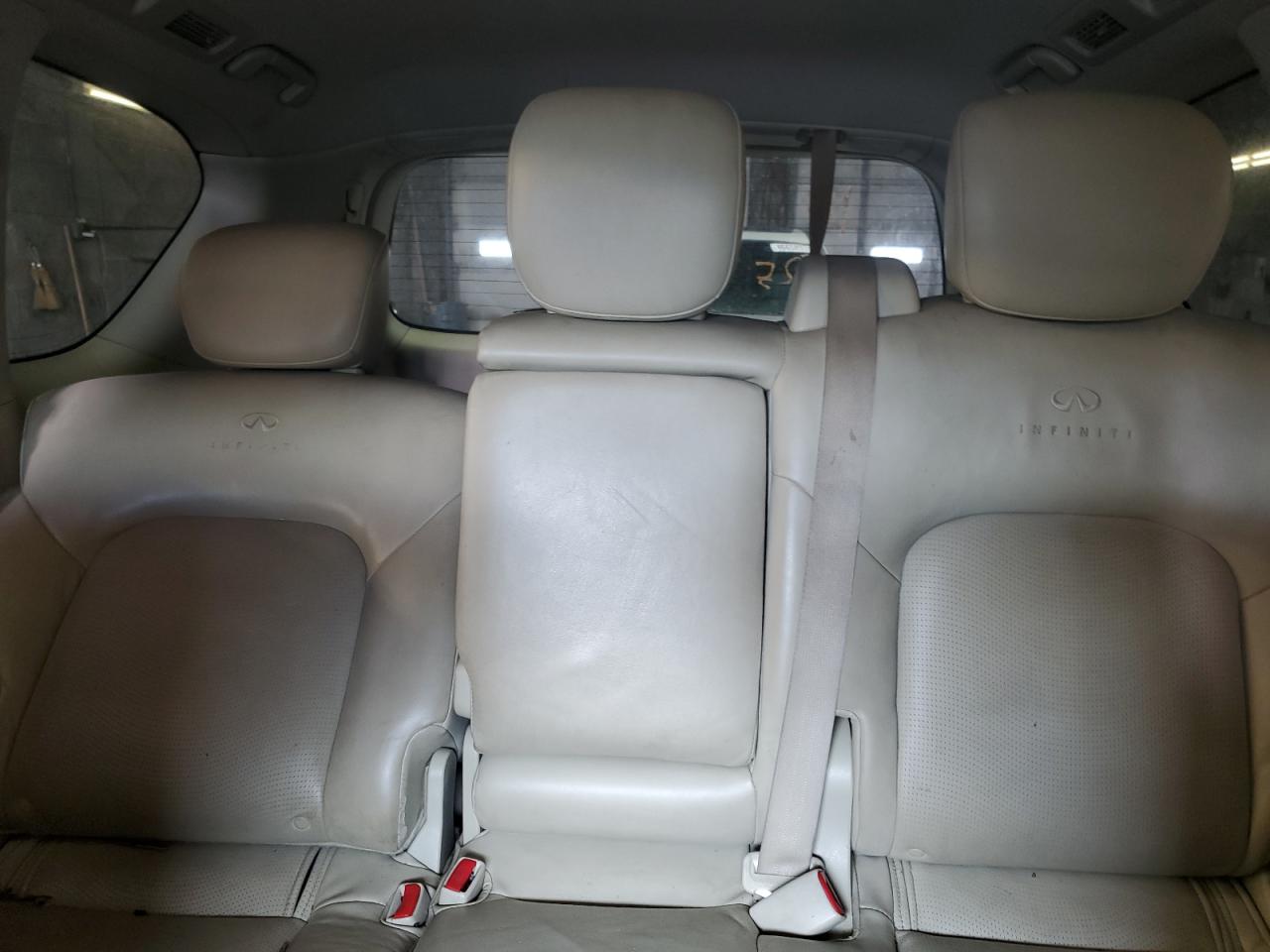 2012 Infiniti QX56 - Image 10