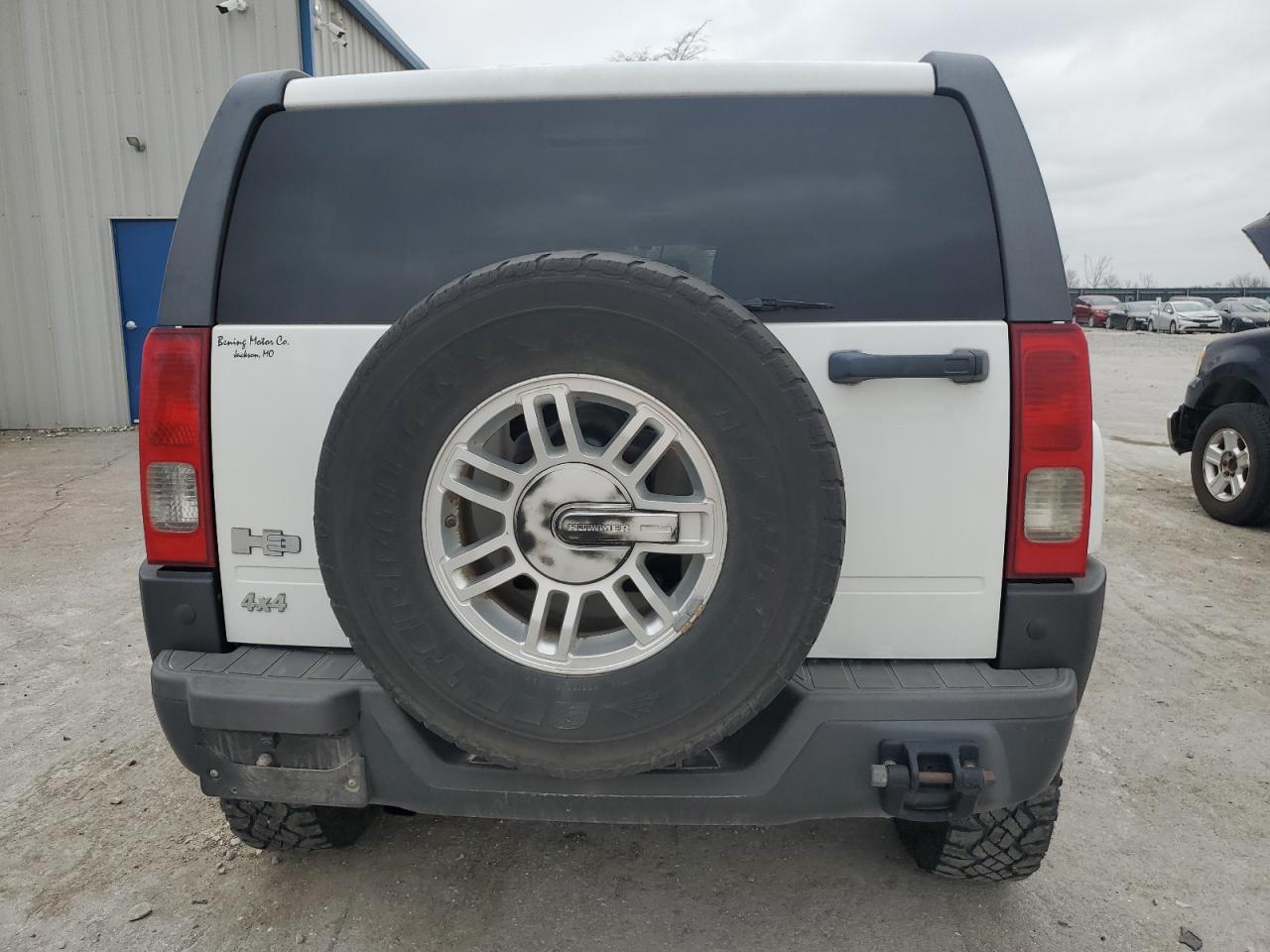 2009 Hummer H3 - Image 6