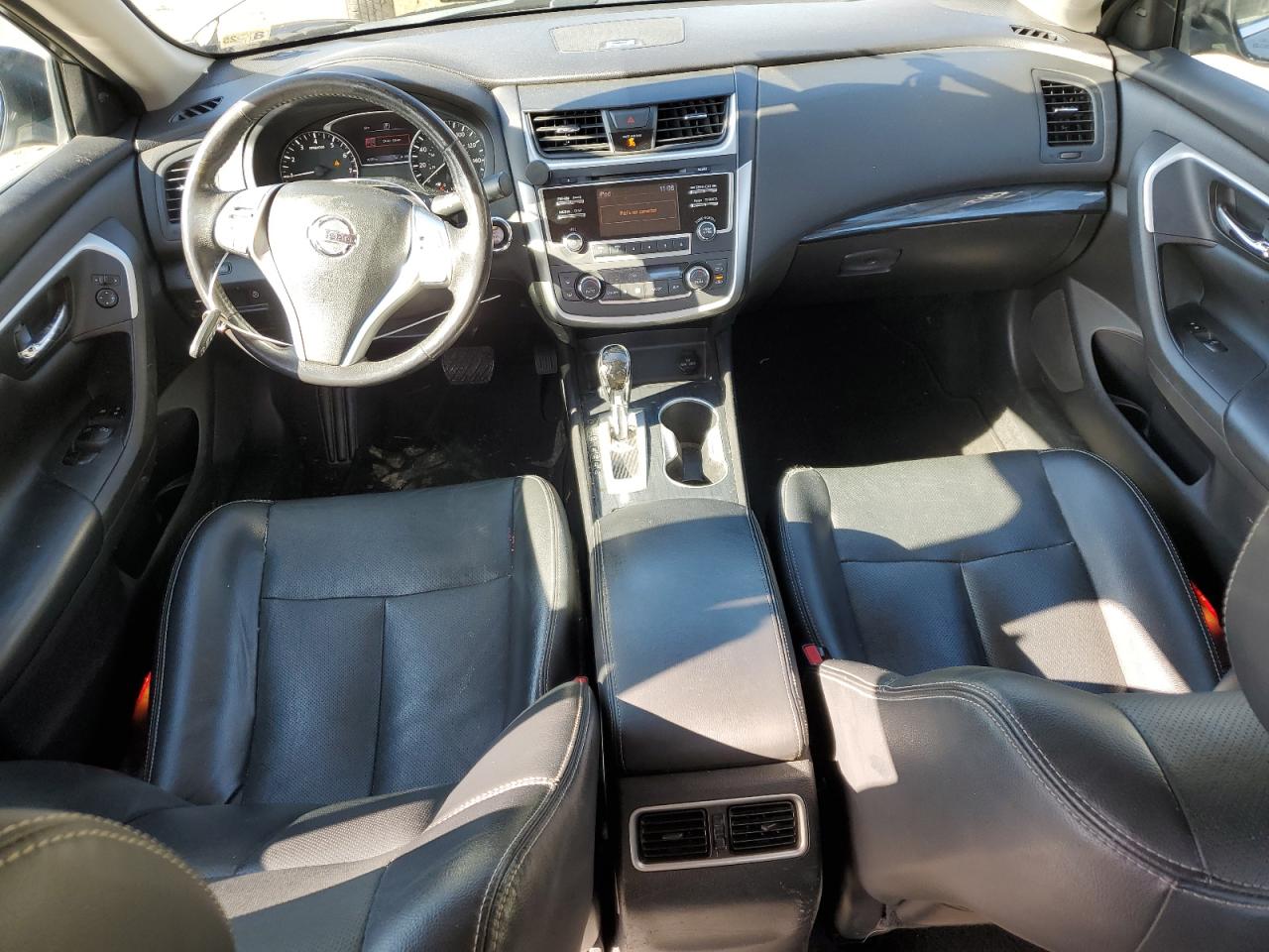 2016 Nissan Altima - Image 8