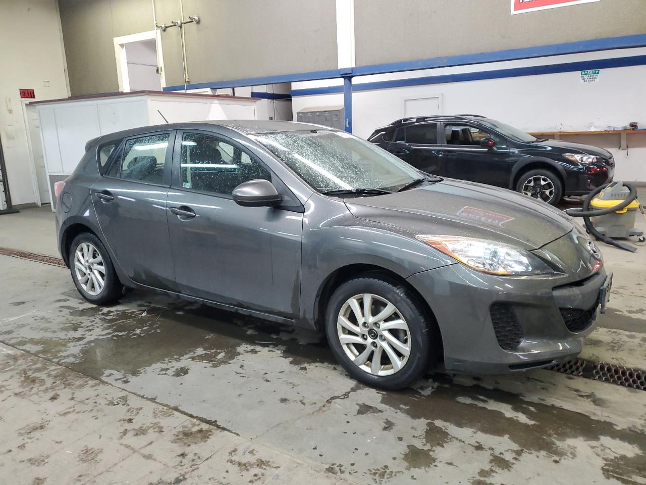 2013 Mazda 3 - Image 4